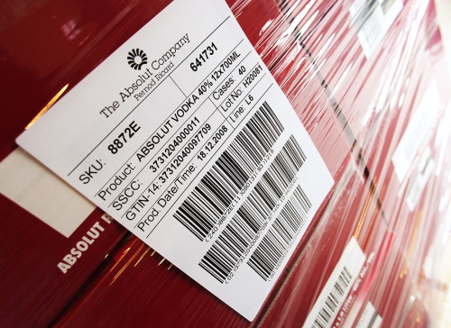 Domino thermal-print-and-apply-labelling-on-pallet SIZED PetFoodGoods Page